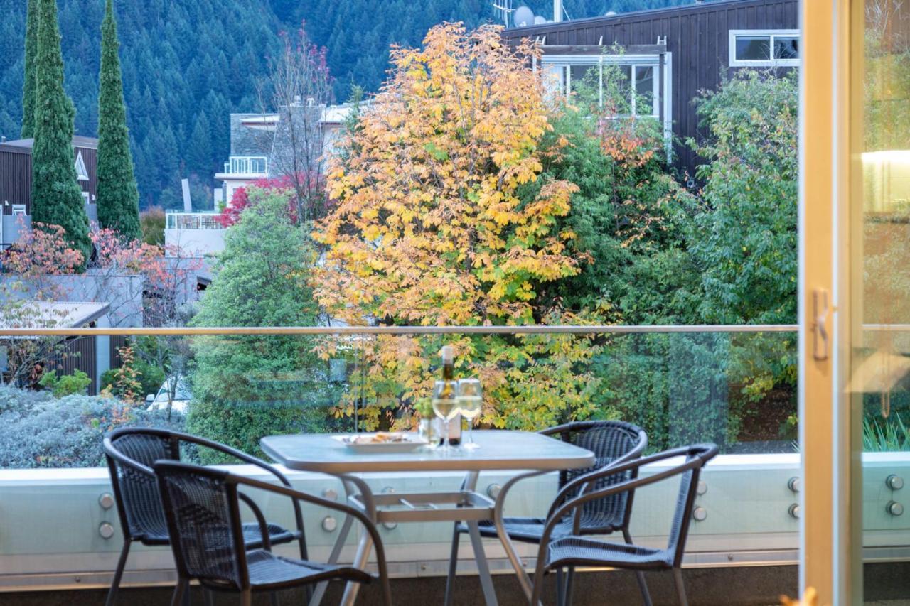Bowen18 Lake Views Gas Fire Bbq Queenstown Exterior photo
